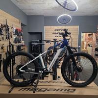 MONDRAKER PLAY 24 2026