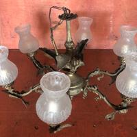 Lampadario 6 luci bronzo lavorato vetro opaco