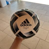 pallone da calcio adidas