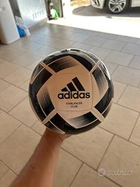 pallone da calcio adidas