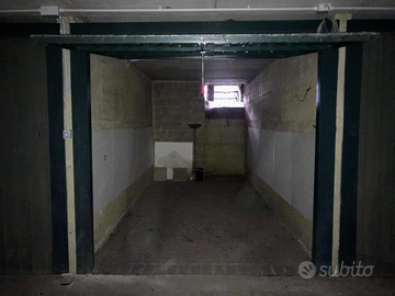 Box auto vicinanze stazione FS