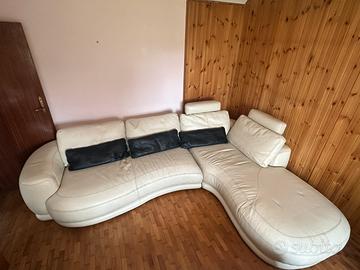 SVENDITA DIVANO PELLE