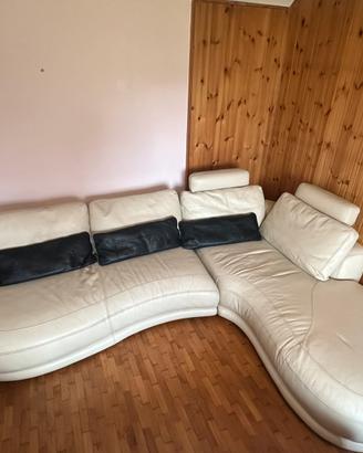 SVENDITA DIVANO PELLE