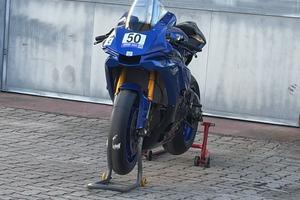 yamaha R1 2017