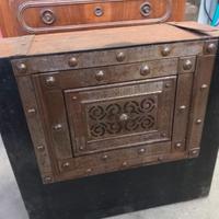 cassaforte antica mobile