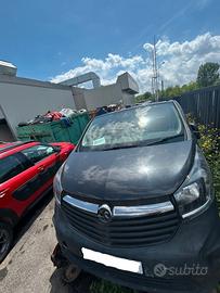 Opel Vivaro 1.6 diesel motore LWX/R9M 413 anno 201