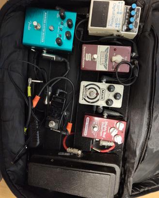 Pedaliera completa per chitarra