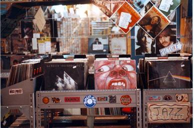 LPS USATI E NUOVI VARI GENERI