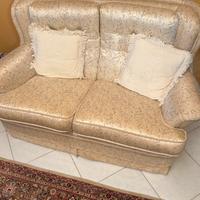 Coppia di divani in seta a 3 e a 2 posti