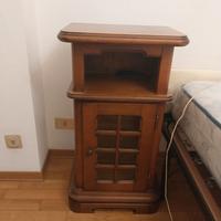 Mobiletto basso +angolietra+lampada