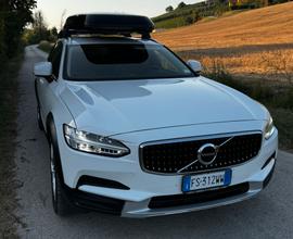 Volvo v90 cross country