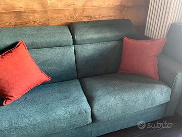 NUOVO:Divano letto tessuto verde nuovo -mai usato-