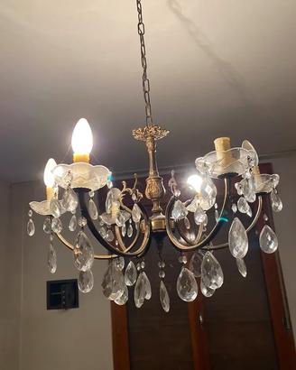 Prezioso lampadario a goccia