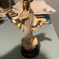 Statua della Madonna di Medjugorje
