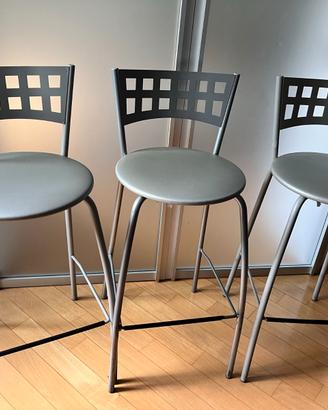 3 sgabelli Calligaris prezzo unitario