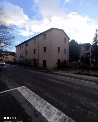 Immobile in asta di 49 m² con 2 locali a Follo