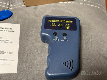 Duplicatore badge accesso varchi elettronici