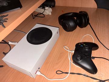 Xbox series S 512 gb cuffie Razer