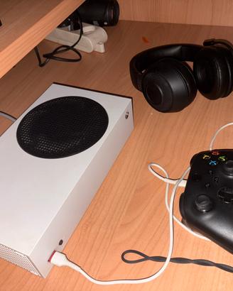 Xbox series S 512 gb cuffie Razer