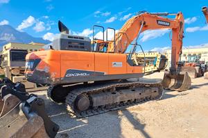 Escavatore doosan 340