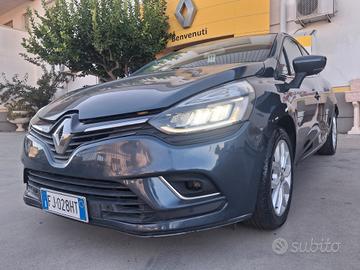 RENAULT Clio Intens 1.200 16v 75cv Km146.000