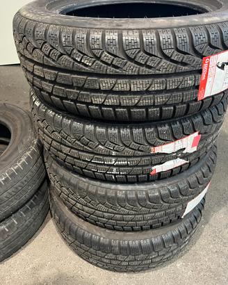 215 60 17 invernali Pirelli al 90%