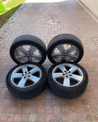 Set 4 Cerchi in lega 17" Orig. VW Touran "Oakland"