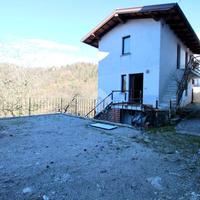 4 LOCALI A GRIMACCO