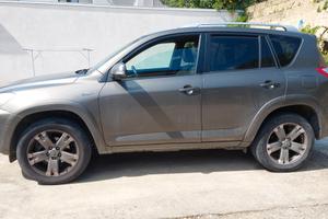 Toyota Rav4 2.2 del 2010 Crossover
