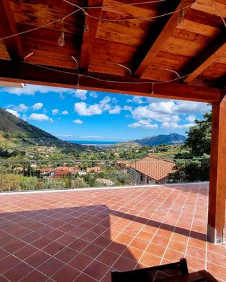 Maestosa e panoramica villa