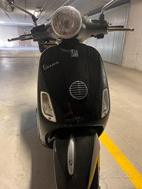 Vespa 125 lx