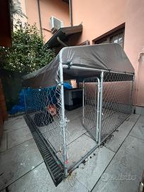 Recinto / deposito / cuccia coperta 2x2