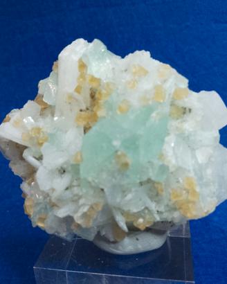 Minerale, aphofilite verde, ialina 