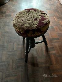 sgabello per pianoforte