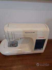 macchina da cucire professionale computerizzata 