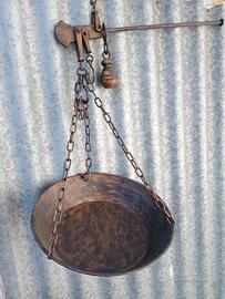 bilancia antica restaurata