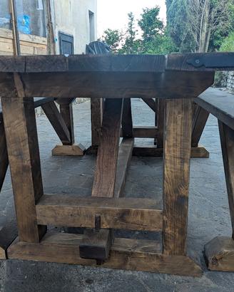 tavolo rustico in legno massiccio 