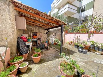 CASA SEMINDIPENDENTE A MILAZZO