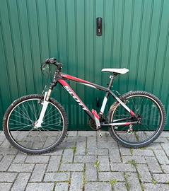 Bicicletta SCOTT