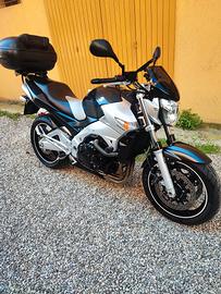 gsr600 Suzuki naked 100cv