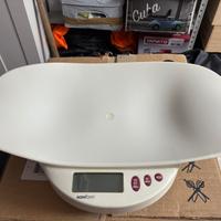 Bilancia pesa bambini