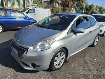 Splendida Peugeot 208 2012 1.4 diesel 70cv c.bassi