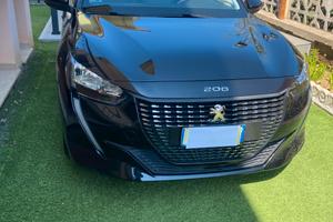 Peugeot 208 anno 2020 gpl