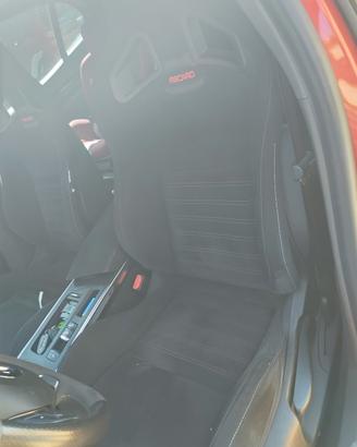 Renault Megane RS Trophy 