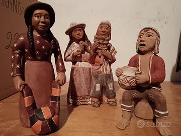 Presepe composto di 4 pezzi cm. 22 di altezza