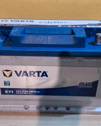 batteria Auto Varta E11 12V 74Ah 680A 