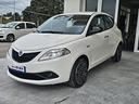 lancia-ypsilon-1-0-firefly-hybrid-gold-s-s-70cv