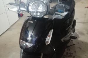 Aprilia Scarabeo 250ie (2009)