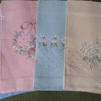 Asciugamani in Puro Lino ricamati a mano