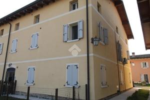2 LOCALI A CASALGRANDE